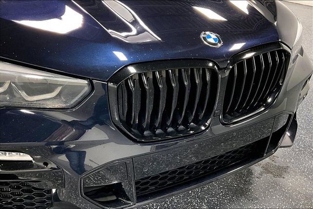 Used 2020 BMW X5 M50i w/ Premium Package image 31