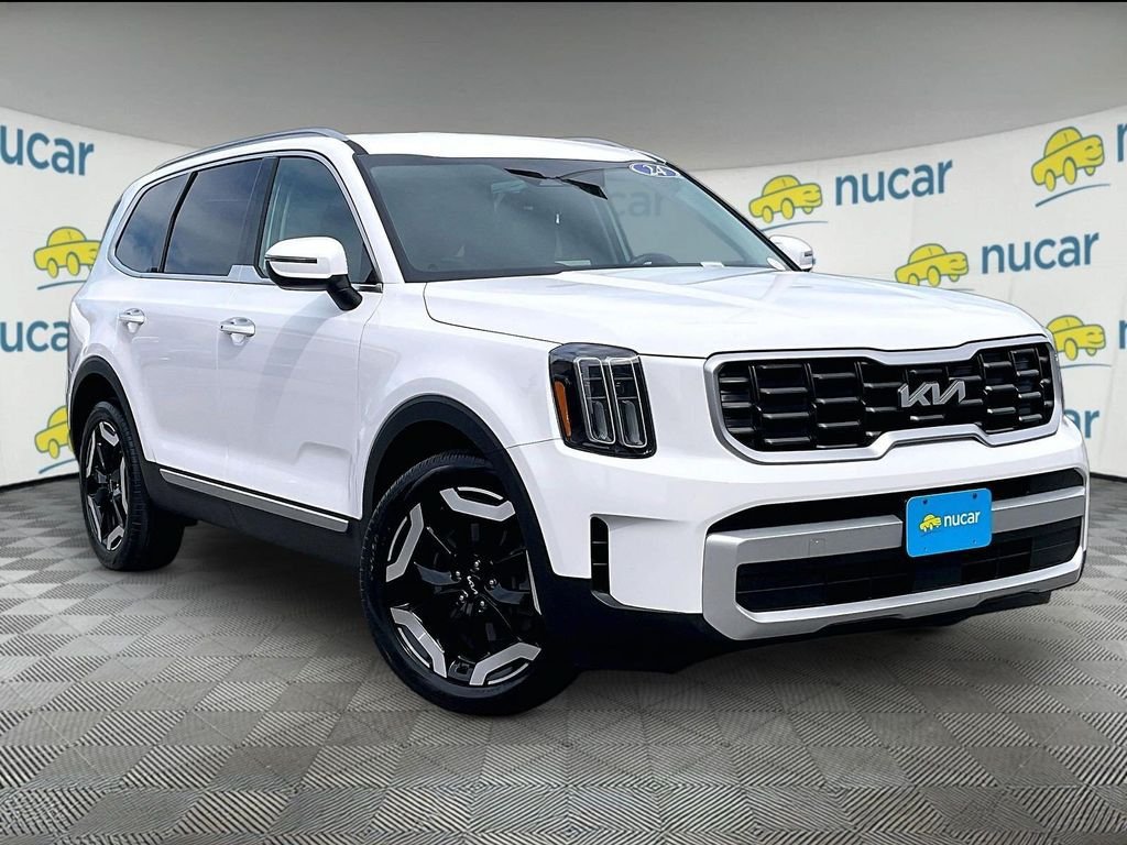 Used 2024 Kia Telluride S AWD/4WD image 1