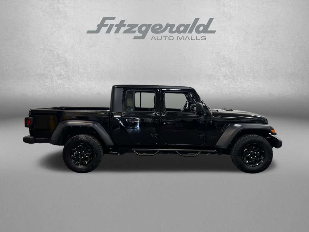 Used 2023 Jeep Gladiator Sport w/ Off Road Group AWD/4WD image 6
