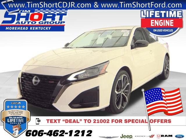 Used 2025 Nissan Altima 2.5 SR AWD/4WD image 1