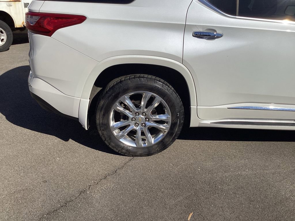 Used 2018 Chevrolet Traverse High Country image 29