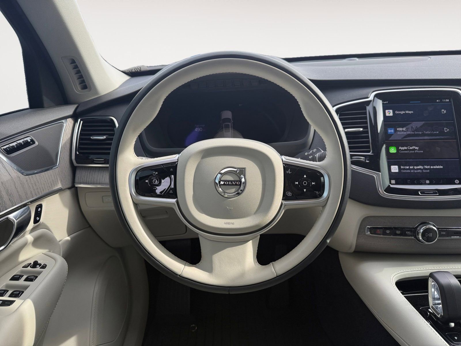 New 2025 Volvo XC90 B6 Plus w/ Protection Package Premier image 12