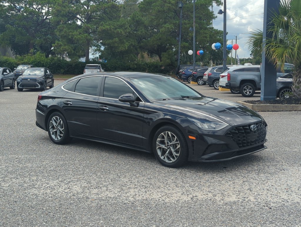 Used 2023 Hyundai Sonata SEL w/ Convenience Package FWD image 9
