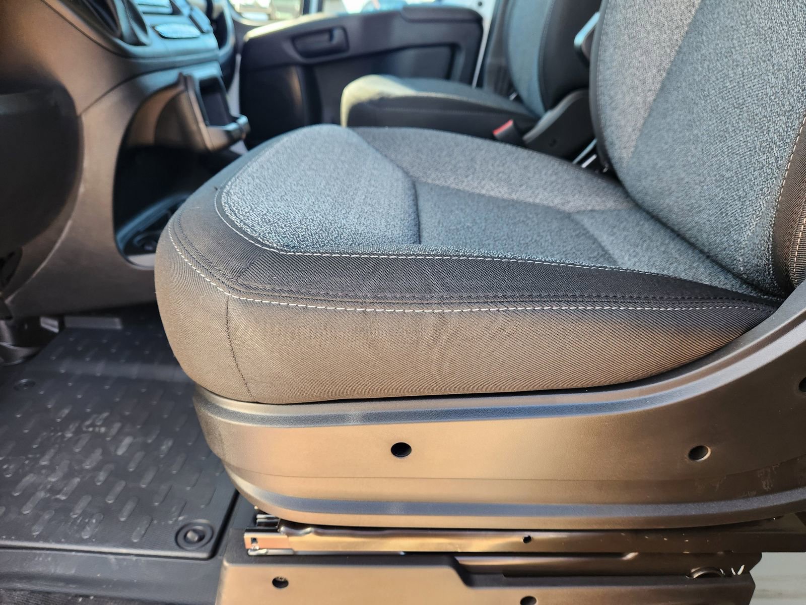 New 2026 RAM ProMaster 2500 w/ Convenience Group image 22