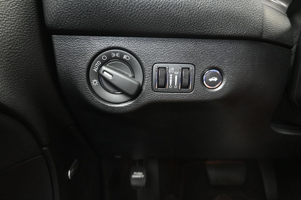 Used 2023 Dodge Challenger GT w/ Blacktop Package AWD/4WD image 19