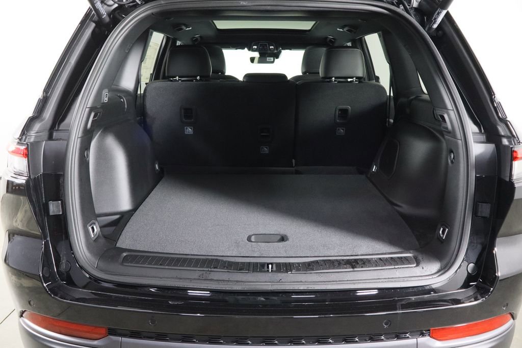 New 2026 Jeep Grand Cherokee Limited image 18