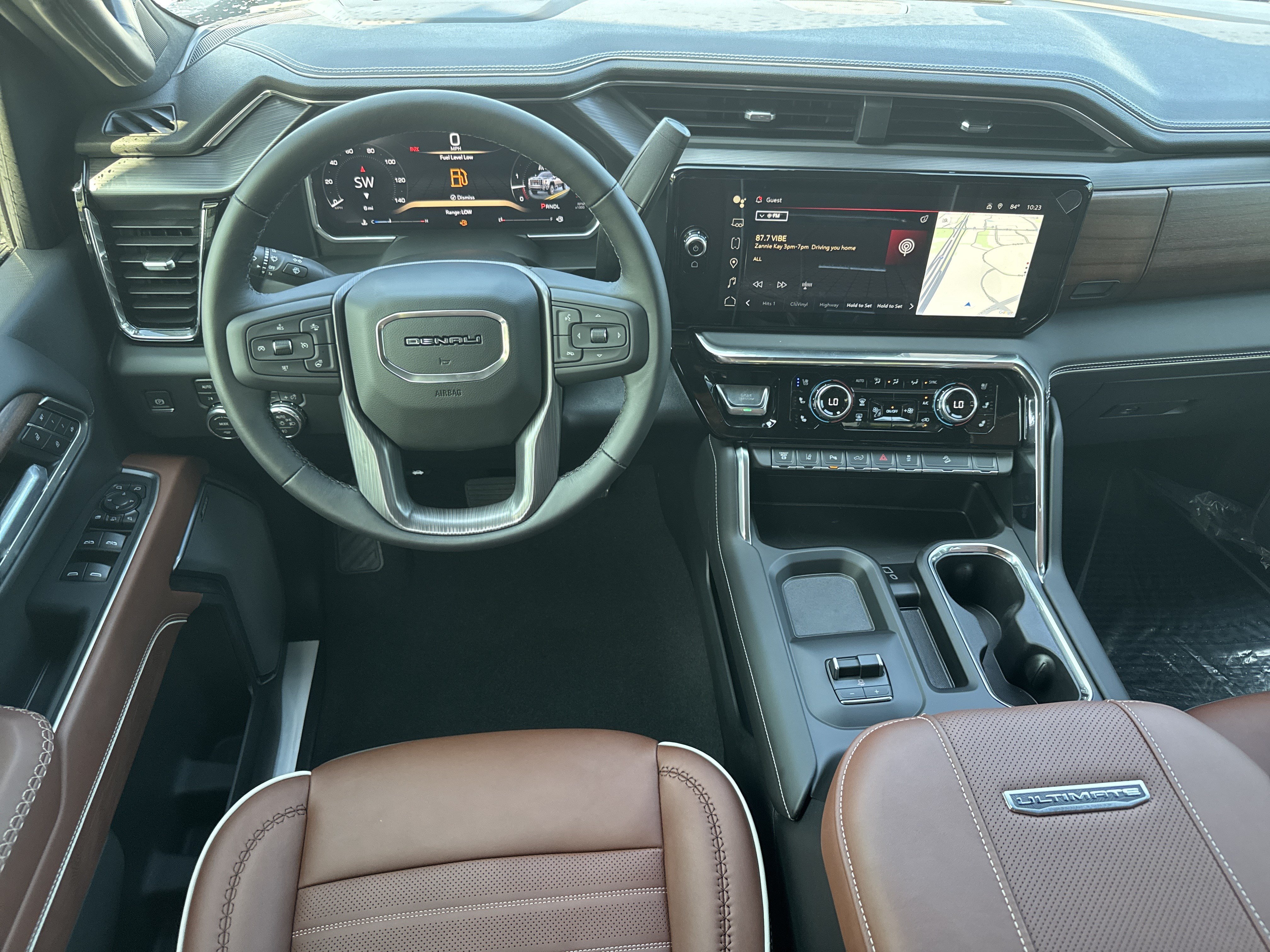 New 2026 GMC Sierra 2500 Denali Ultimate AWD/4WD image 18