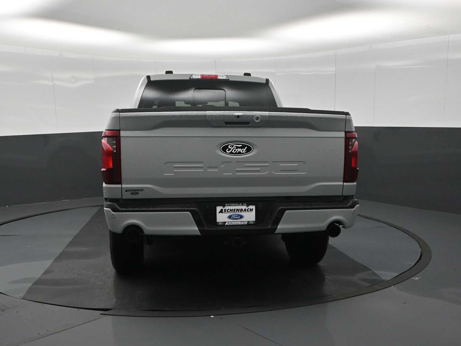 New 2026 Ford F150 XLT w/ Equipment Group 302A MID AWD/4WD image 8