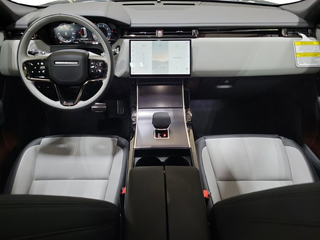 New 2026 Land Rover Range Rover Velar Dynamic SE image 25