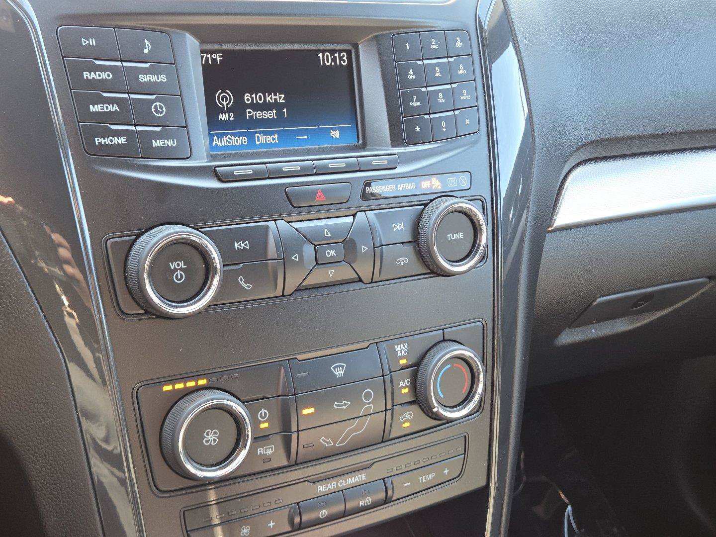 Used 2019 Ford Explorer XLT AWD/4WD image 20