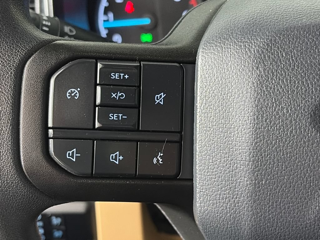 Used 2024 Ford F250 XLT AWD/4WD image 17