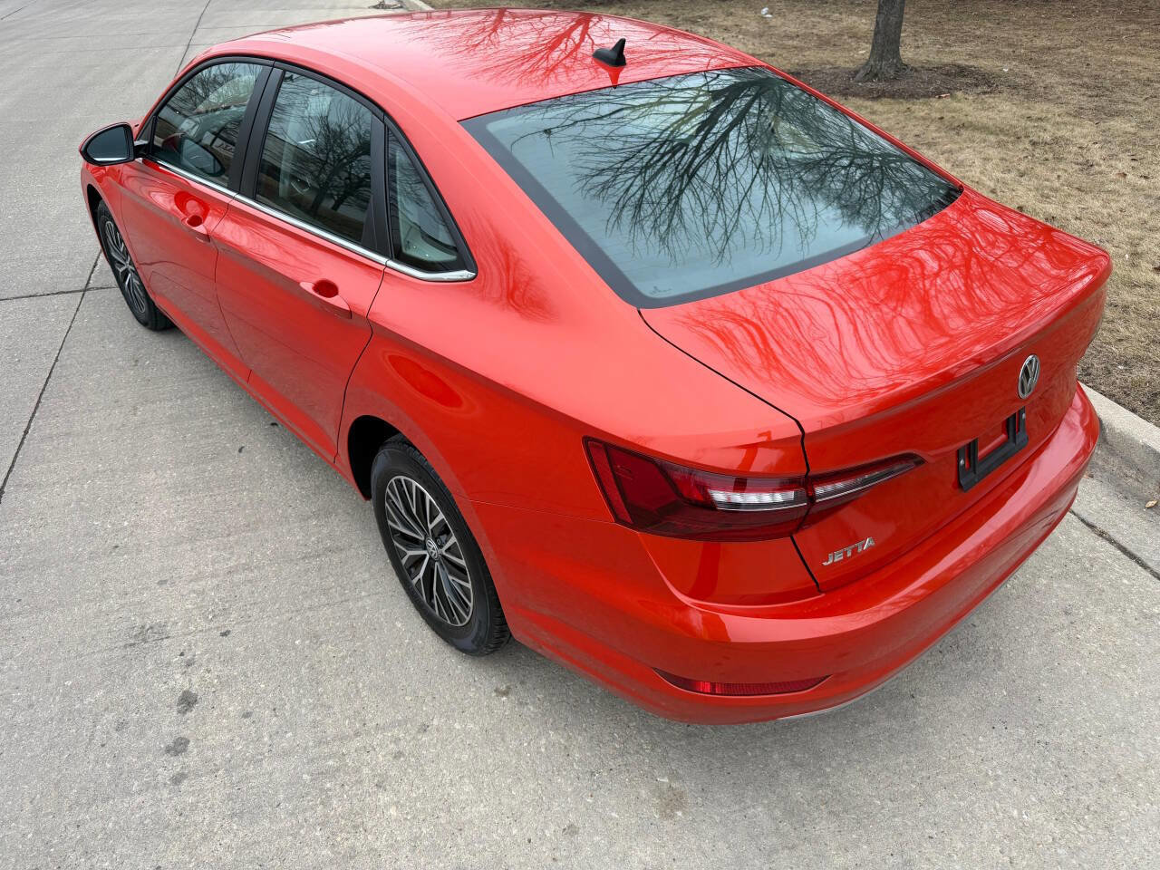 Used 2021 Volkswagen Jetta R-Line image 4