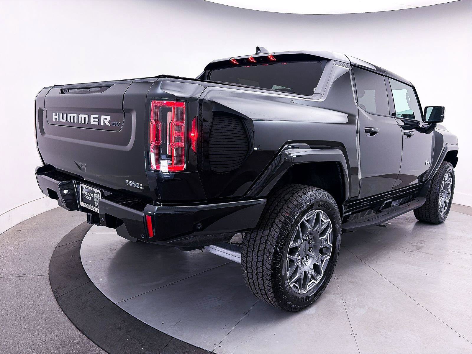 Used 2025 GMC Hummer EV 3X AWD/4WD image 14