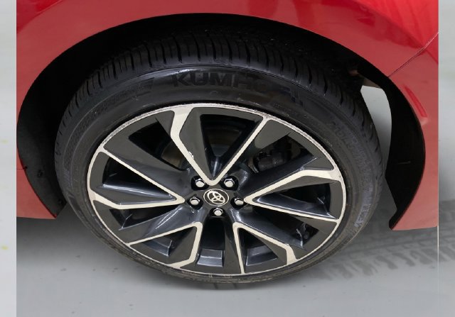 Used 2020 Toyota Corolla SE FWD image 18