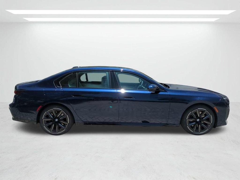 New 2026 BMW 740i xDrive AWD/4WD image 3