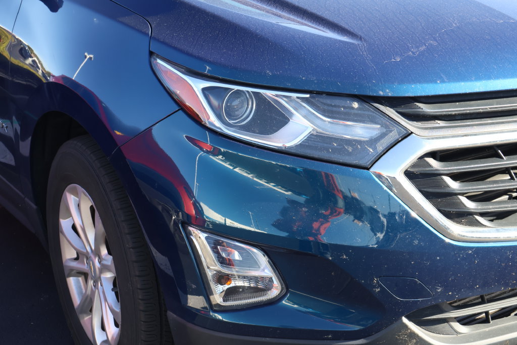 Used 2019 Chevrolet Equinox LT w/ Sun & Navigation Package FWD image 4