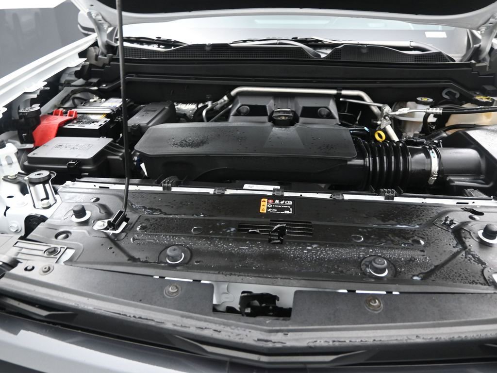 Used 2024 Chevrolet Colorado LT w/ LT Convenience Package image 13
