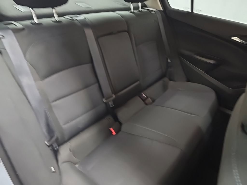 Used 2018 Chevrolet Cruze LT w/ Convenience Package image 16
