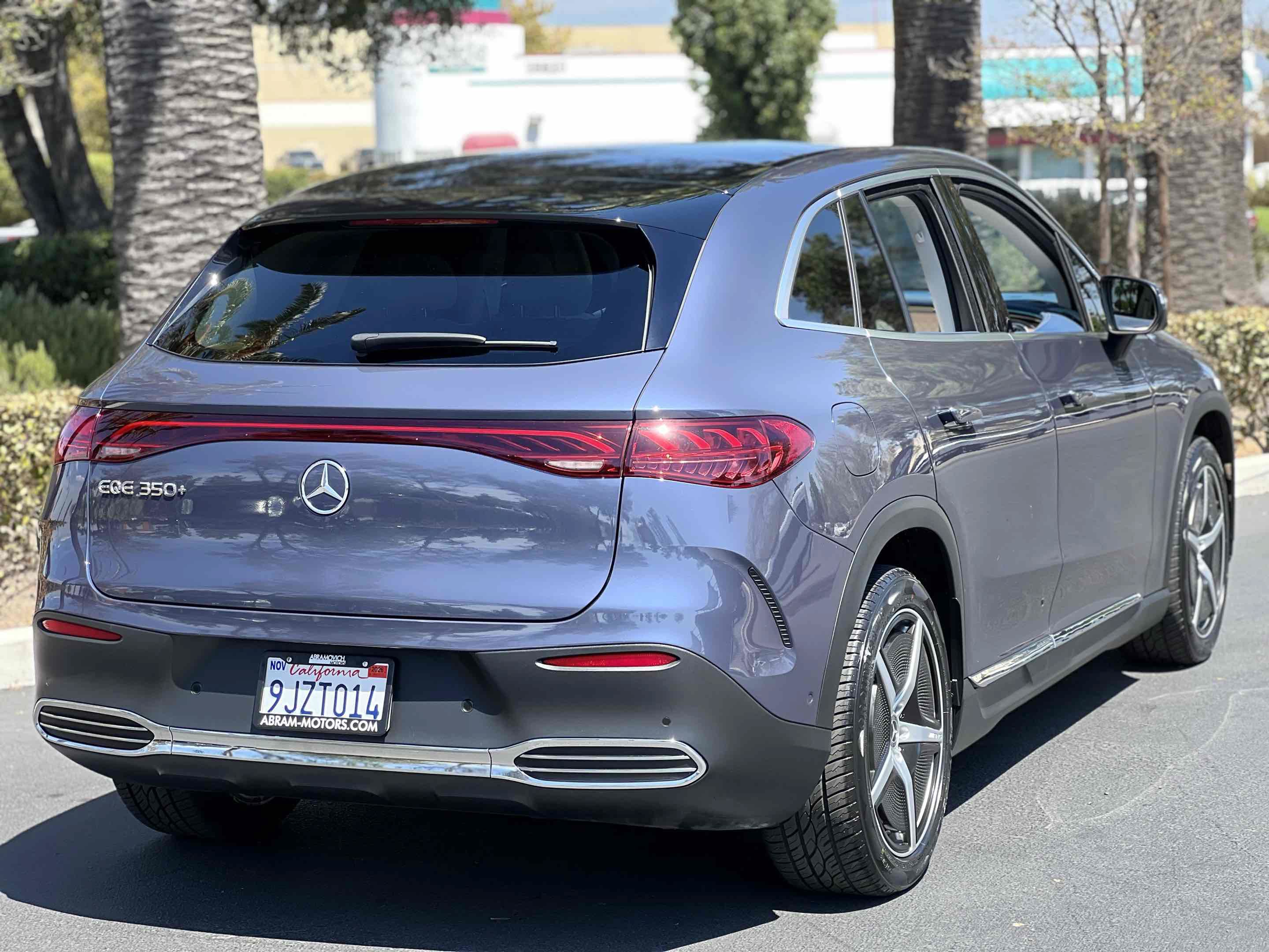 Used 2023 Mercedes-Benz EQE 350+ SUV w/ AMG Line Exterior Package image 21