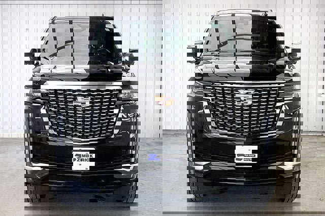 Used 2021 Cadillac Escalade Premium Luxury w/ Performance Package image 3