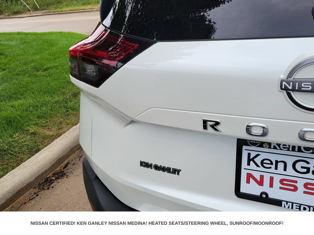 Certified 2023 Nissan Rogue SV w/ SV Premium B Package AWD/4WD image 16