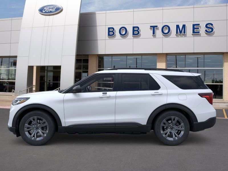New 2026 Ford Explorer Active w/ Active Comfort Package AWD/4WD image 3