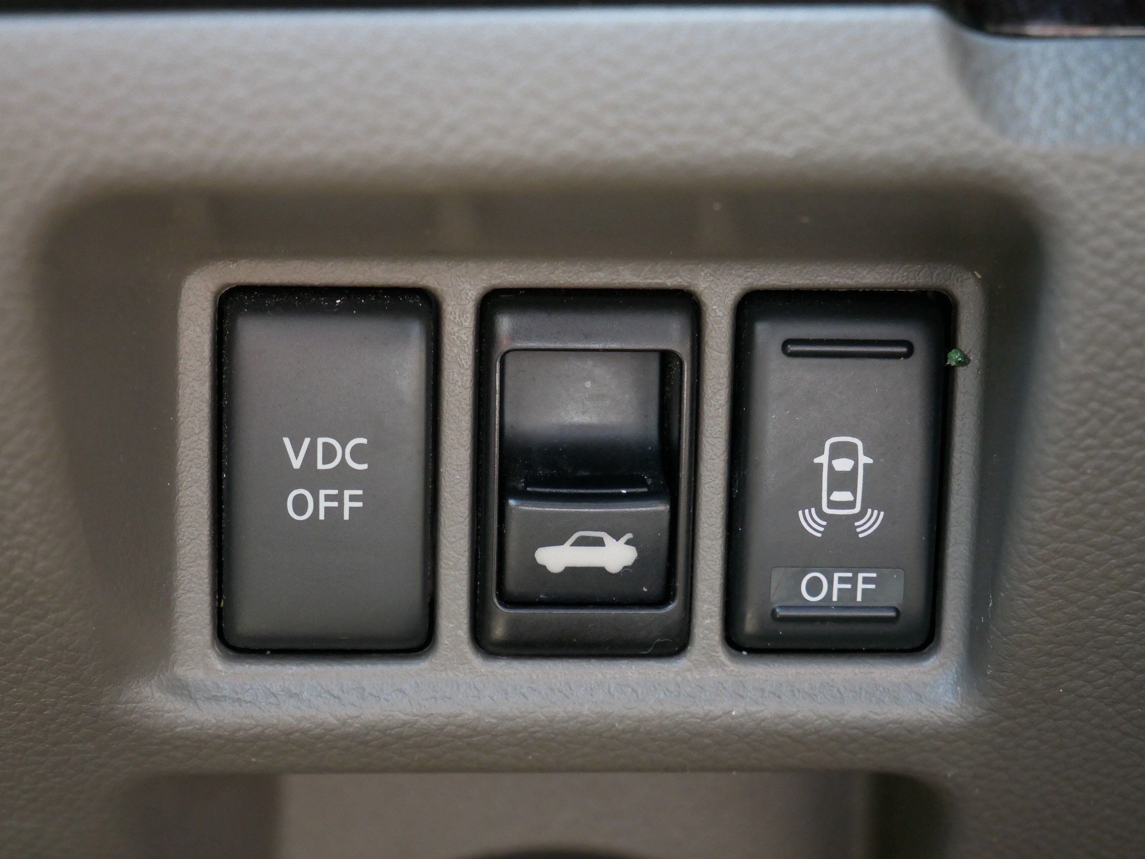 Used 2010 INFINITI G37 x Sedan w/ Premium Pkg AWD/4WD image 26