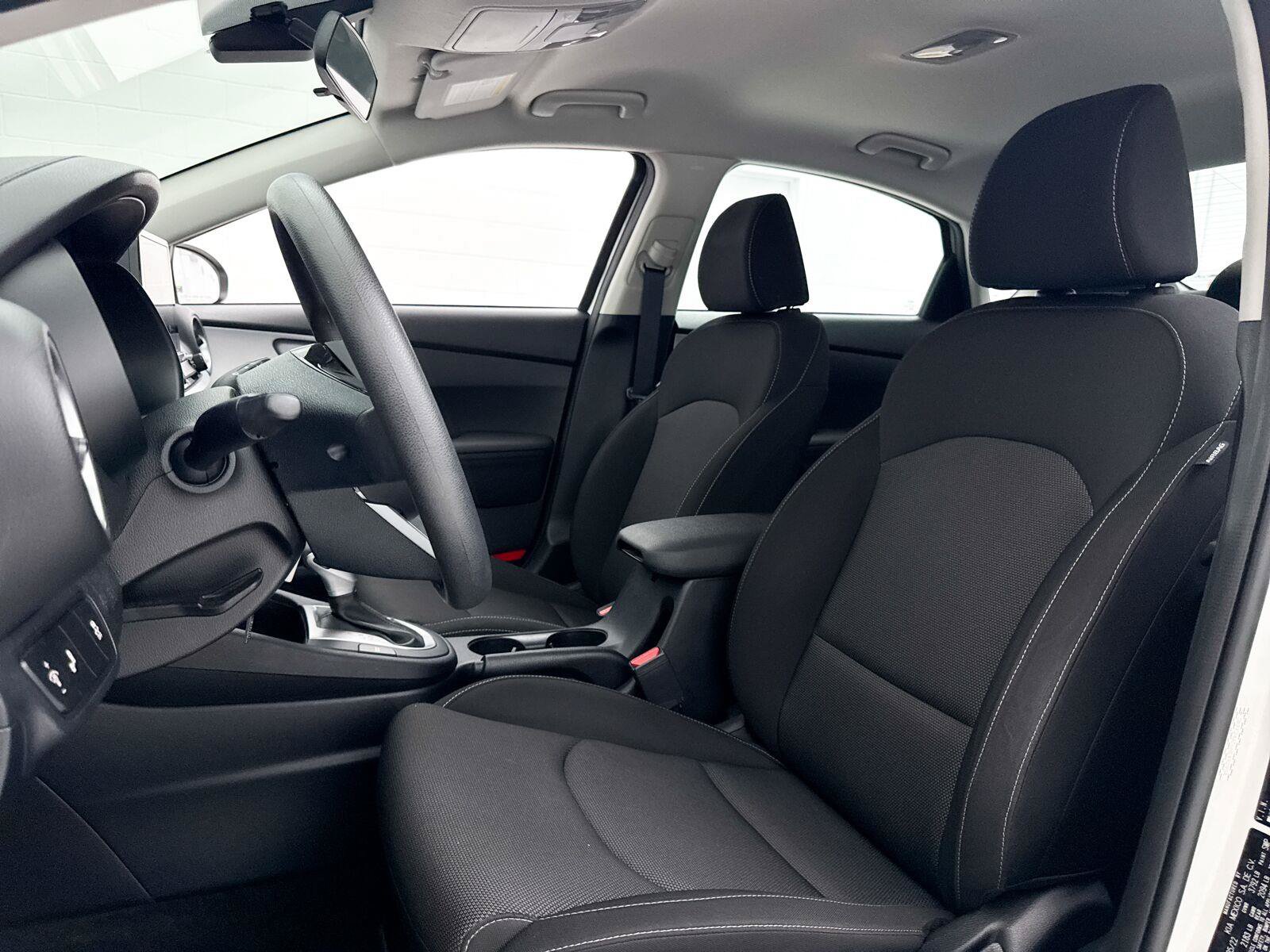 Used 2022 Kia Forte LXS w/ LXS Technology Package FWD image 19