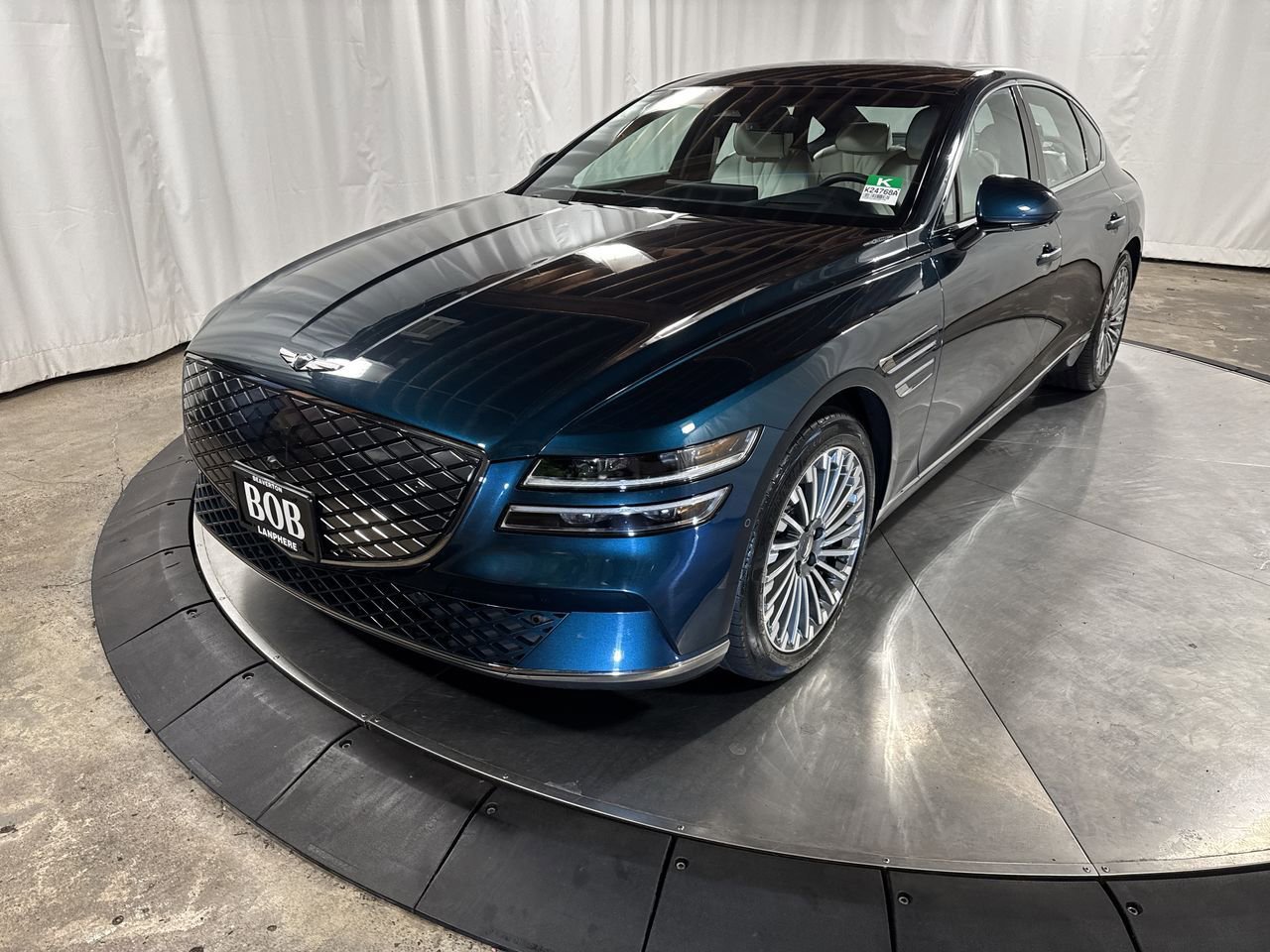 Used 2023 Genesis G80