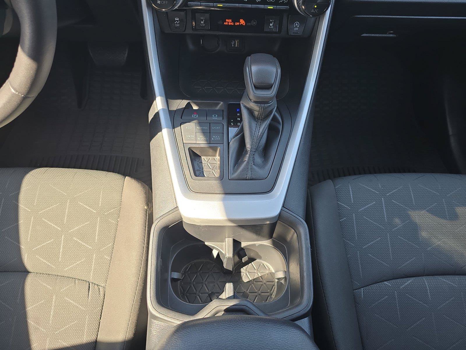 Used 2023 Toyota RAV4 XLE w/ Convenience Package AWD/4WD image 6
