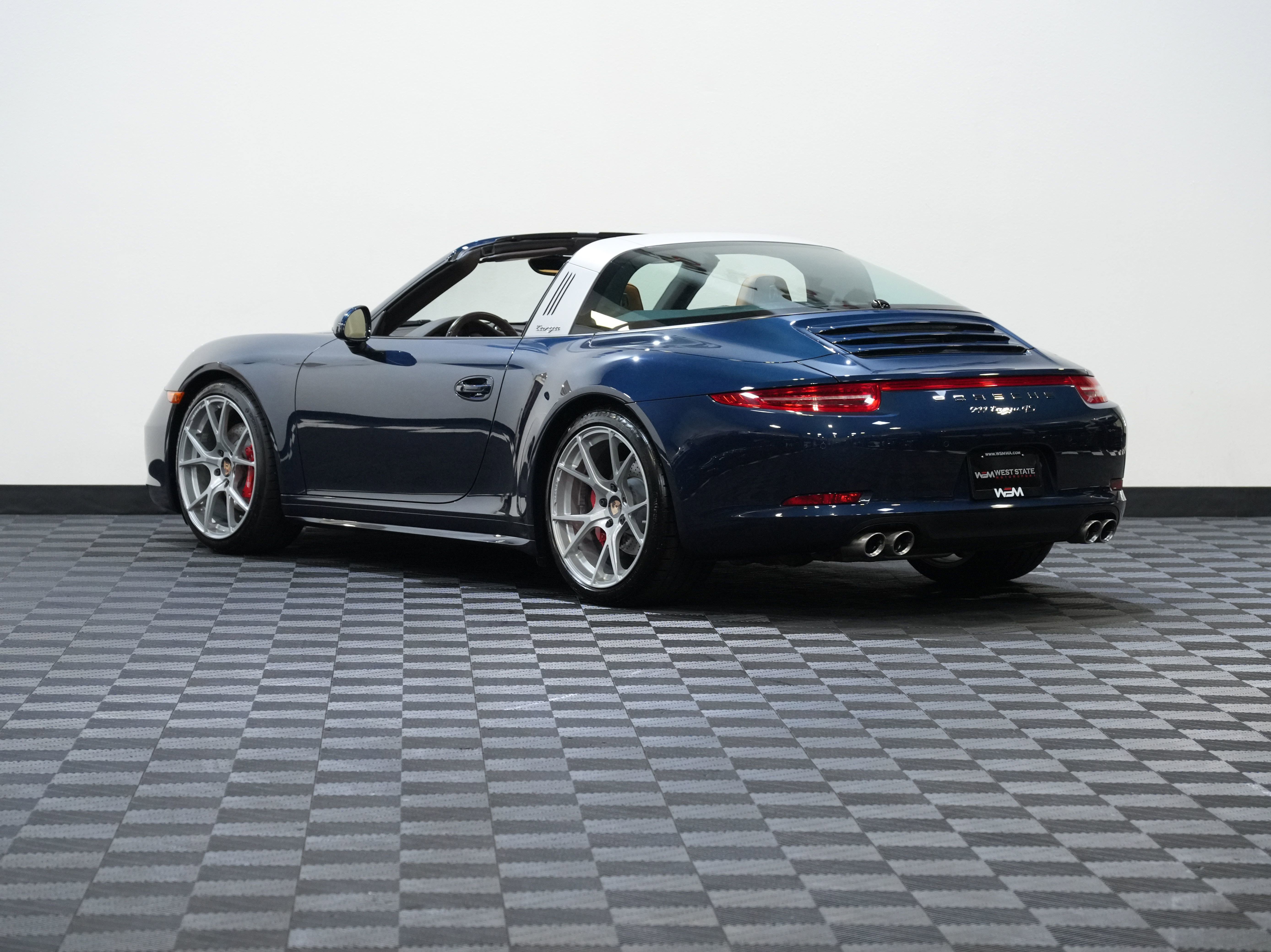 Used 2016 Porsche 911 Targa 4S AWD/4WD image 9