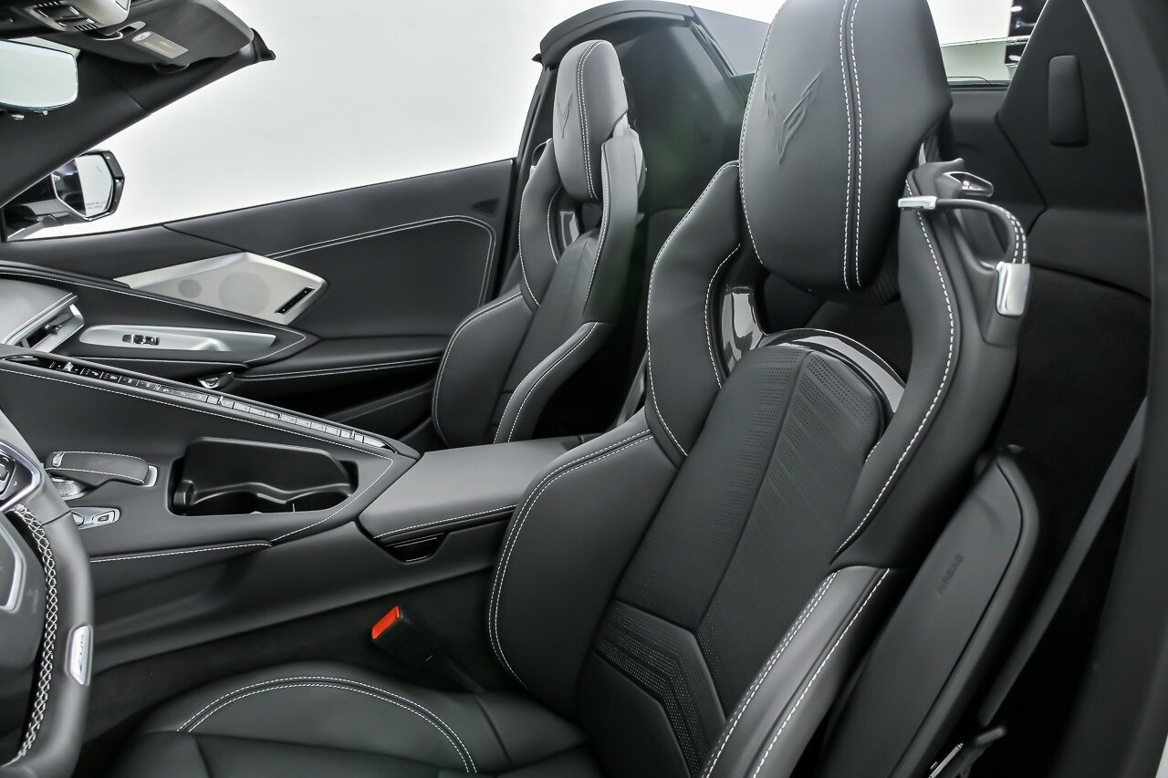 Used 2024 Chevrolet Corvette Z06 RWD image 24