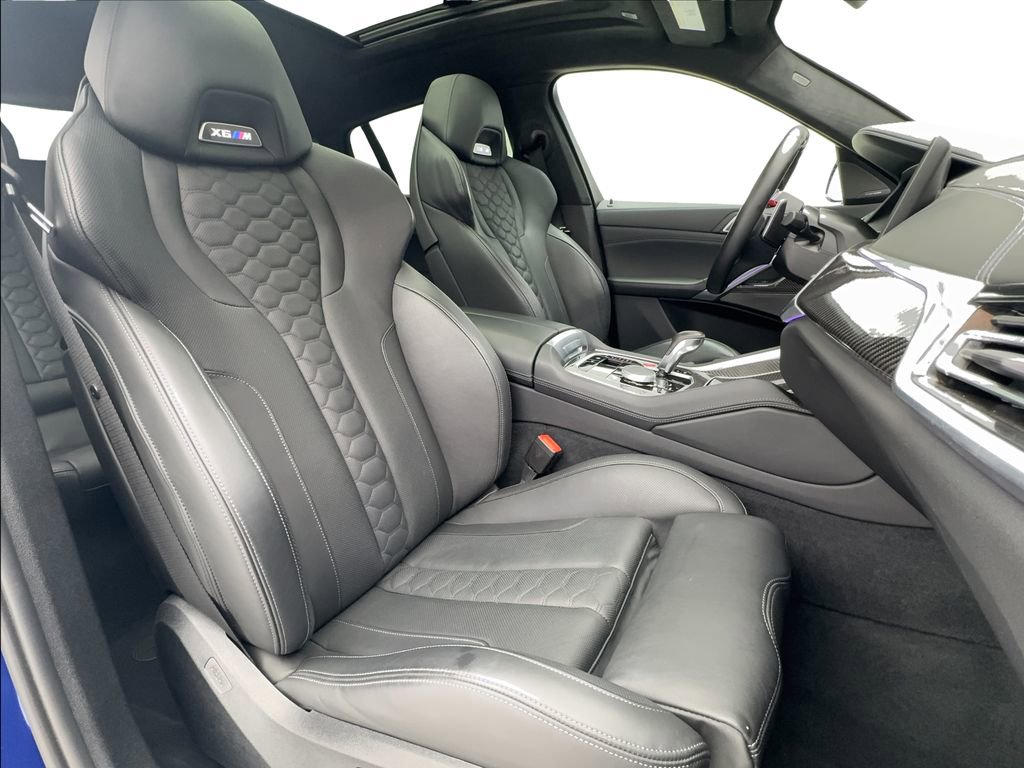 Used 2023 BMW X6 M AWD/4WD image 27