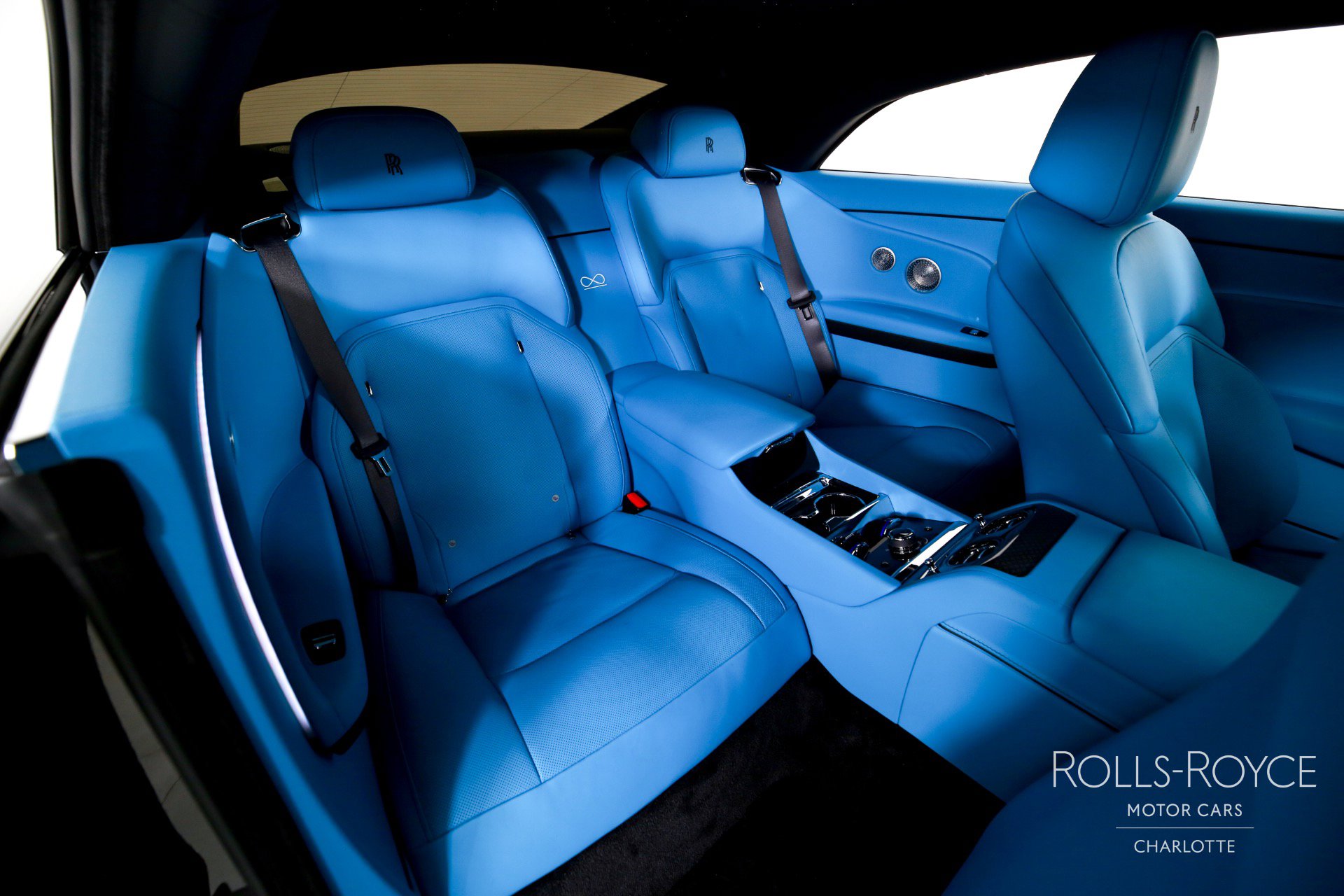 Used 2025 Rolls-Royce Spectre Black Badge w/ Spectre Enhancement Package image 27