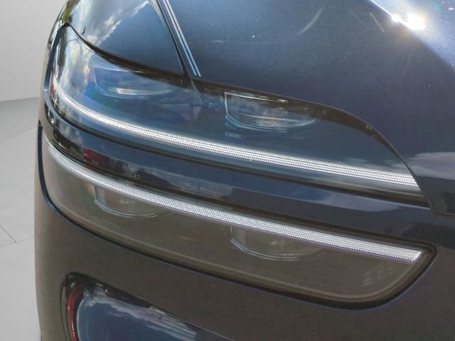 Certified 2025 Genesis GV70 3.5T Sport w/ Sport Advanced Package image 9