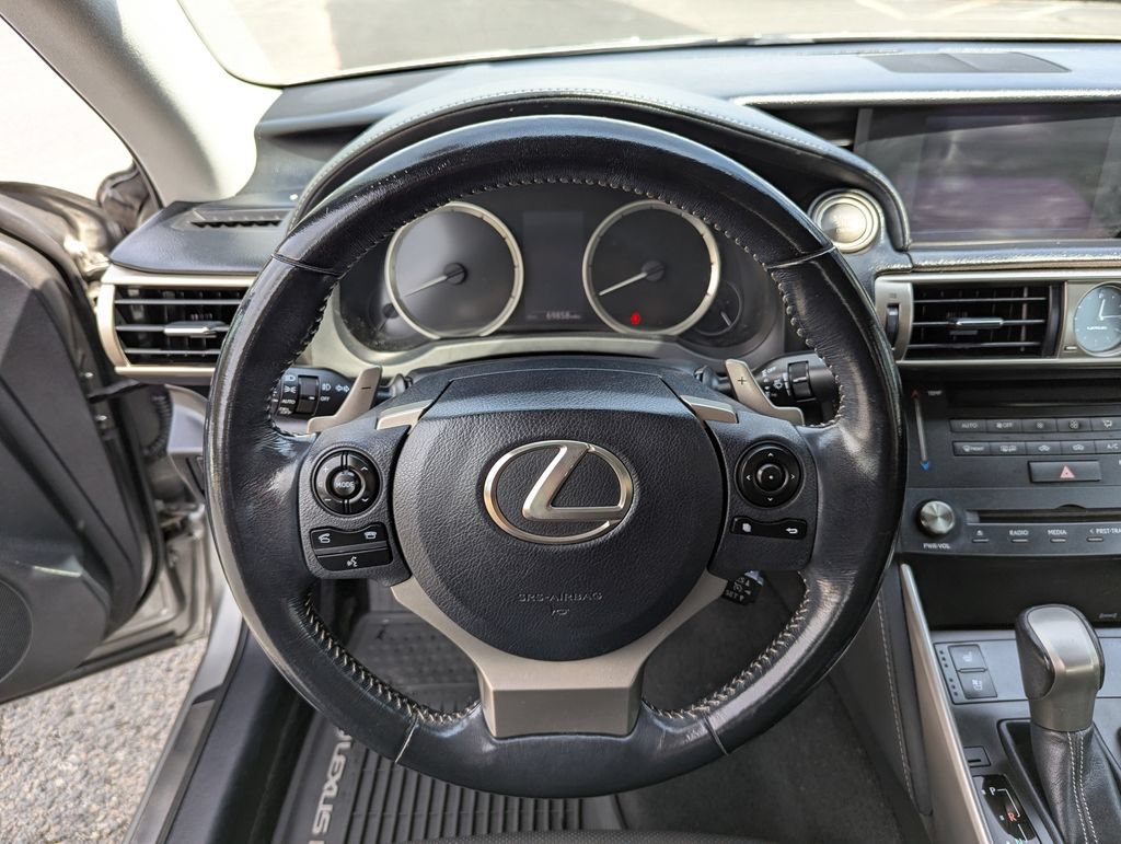 Used 2016 Lexus IS 300 AWD w/ Premium Package image 15