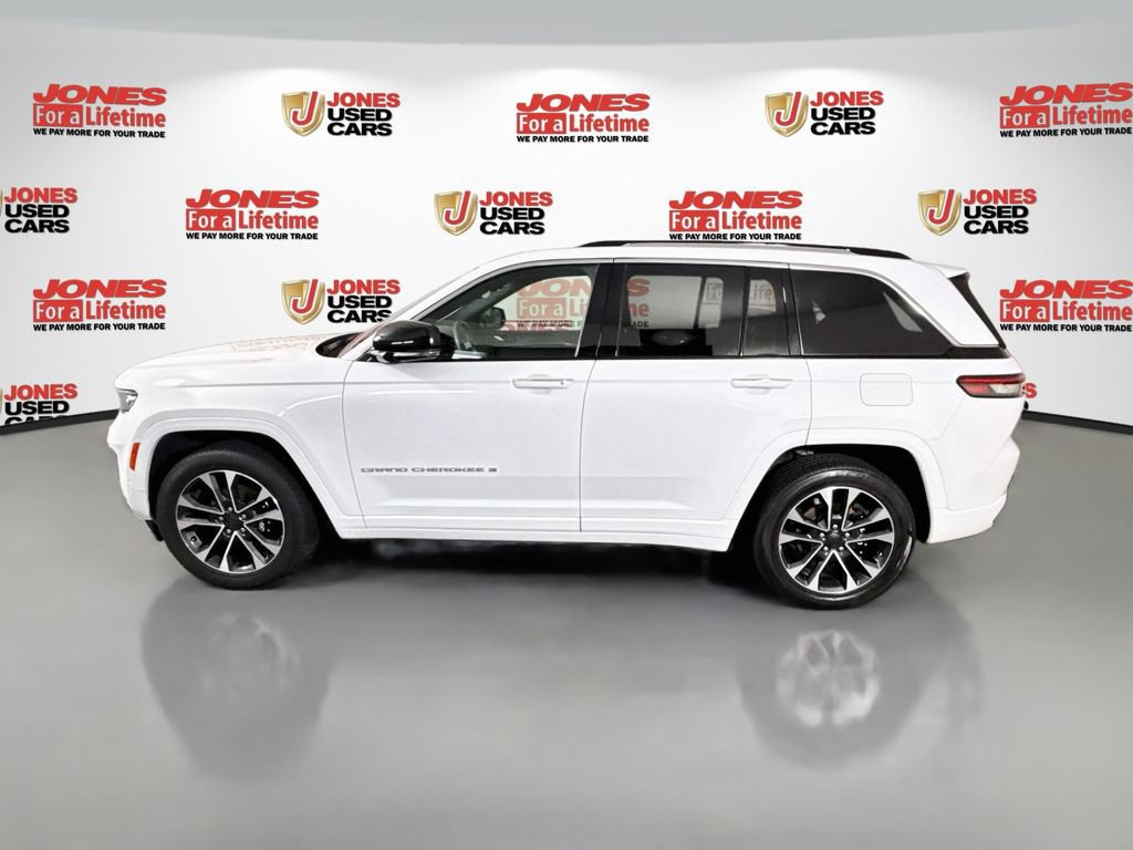 Used 2023 Jeep Grand Cherokee Overland AWD/4WD image 17