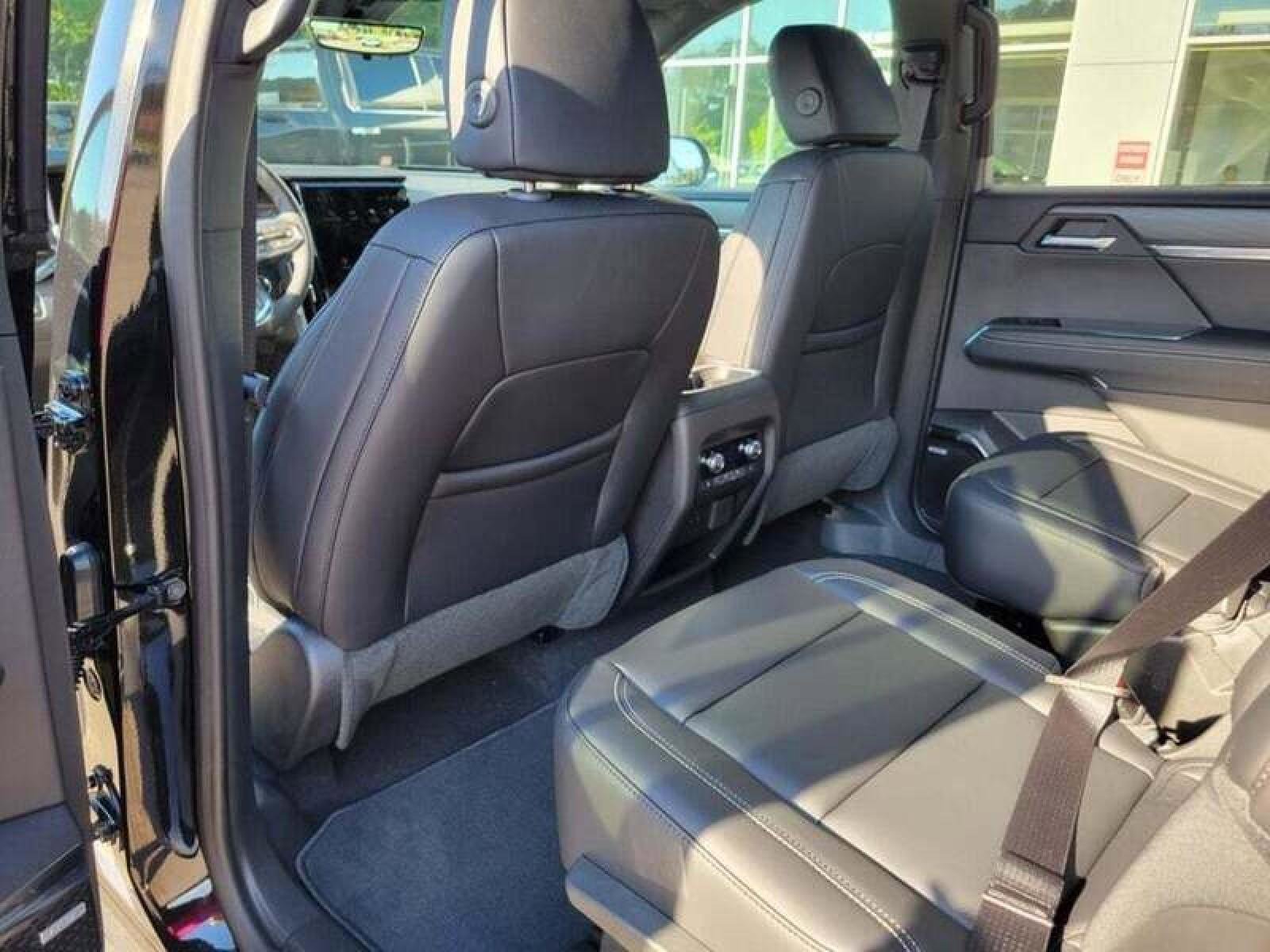 New 2026 GMC Acadia Elevation w/ Black Edition FWD image 26