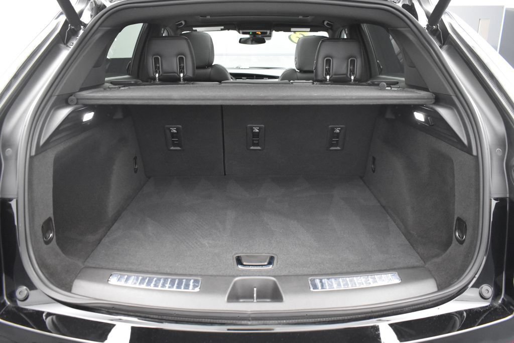Used 2023 Cadillac XT4 Sport AWD/4WD image 25