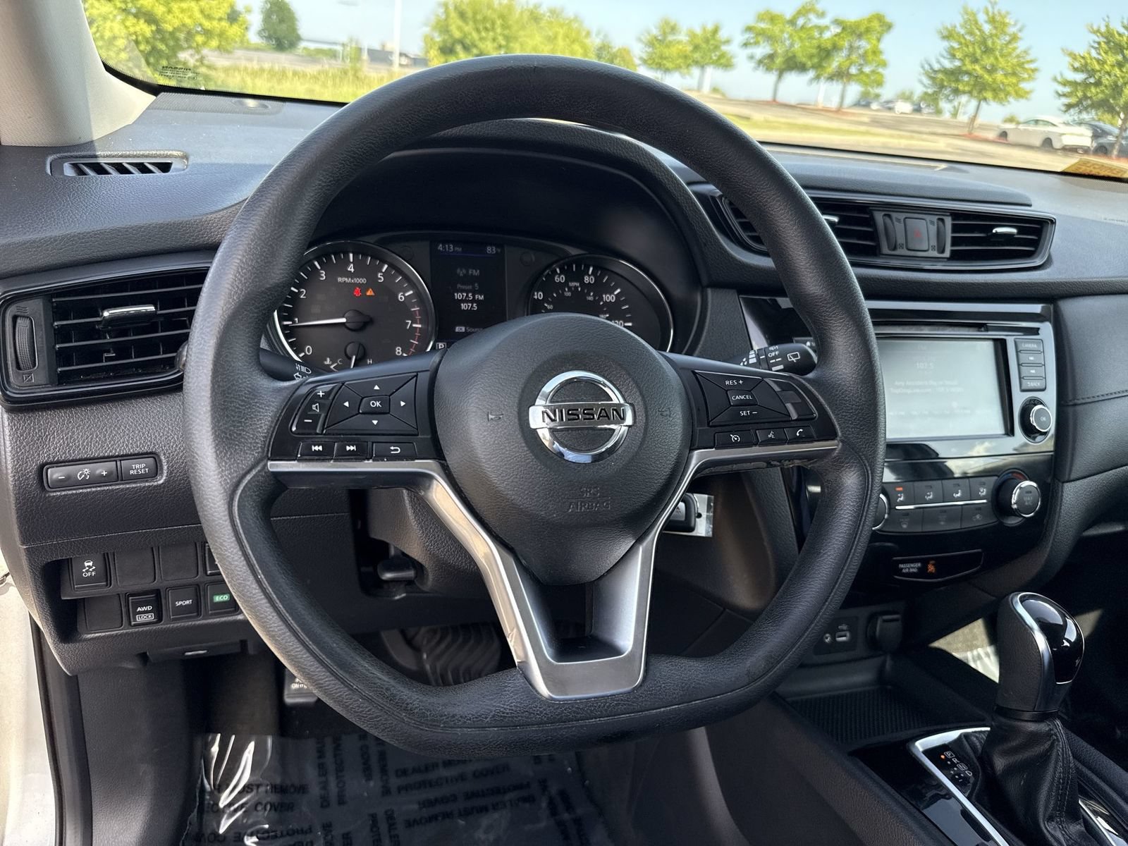 Used 2018 Nissan Rogue S AWD/4WD image 31