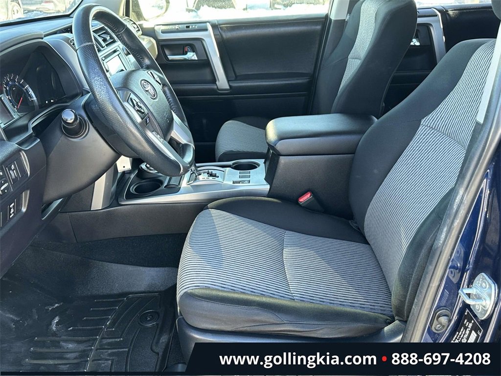 Used 2016 Toyota 4Runner SR5 image 17