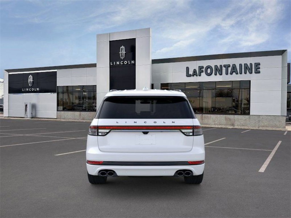 New 2025 Lincoln Aviator Black Label w/ Jet Appearance Package image 5