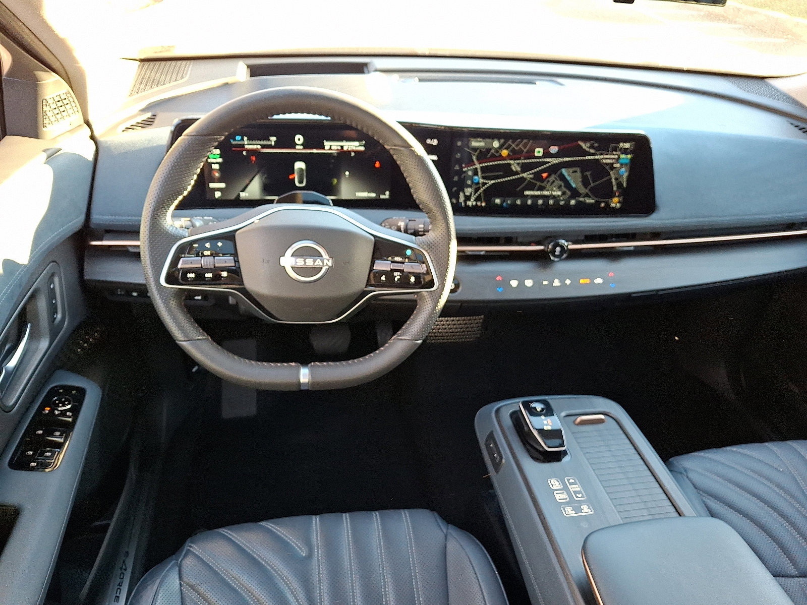 Certified 2024 Nissan Ariya AWD image 11