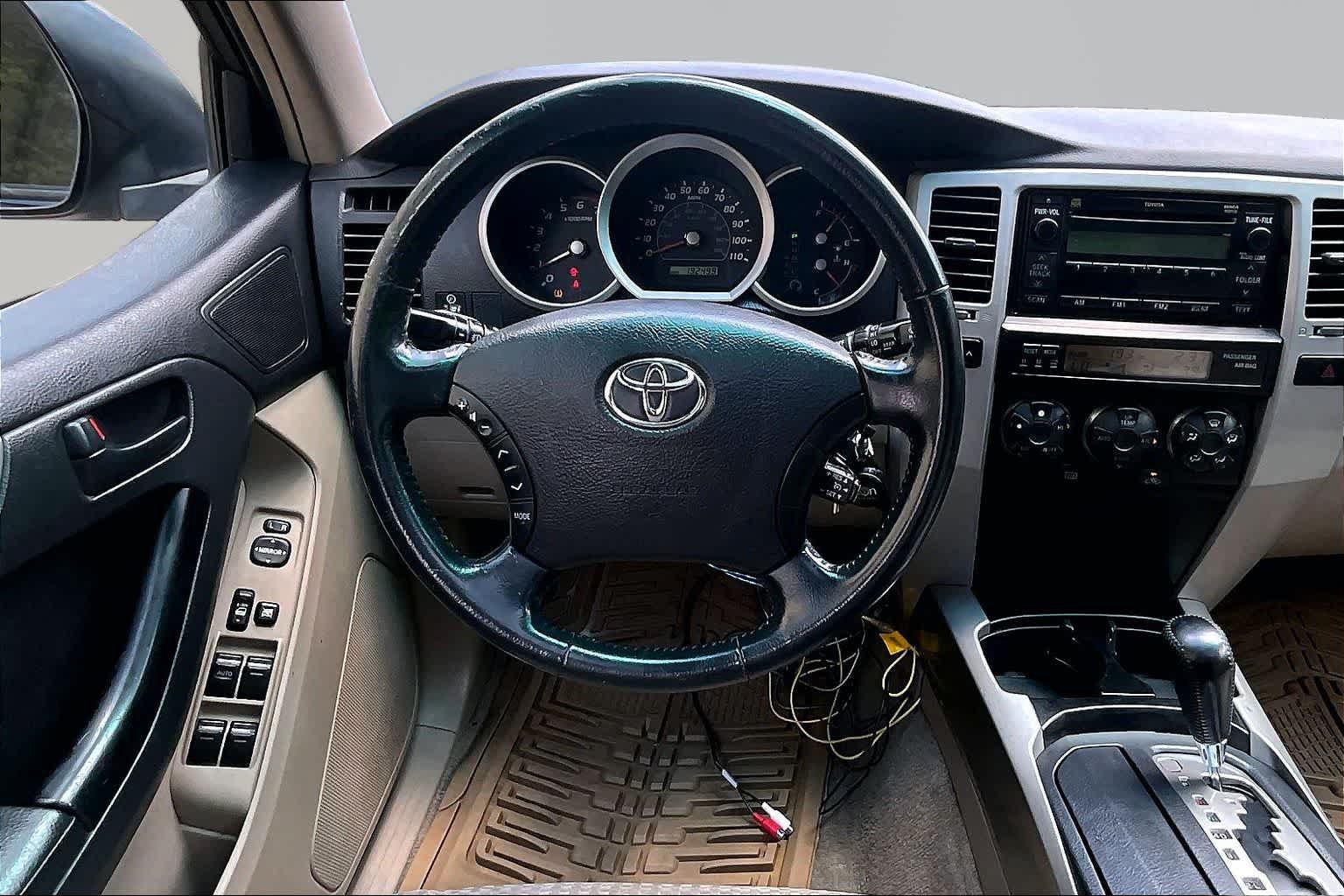 Used 2008 Toyota 4Runner SR5 RWD image 5
