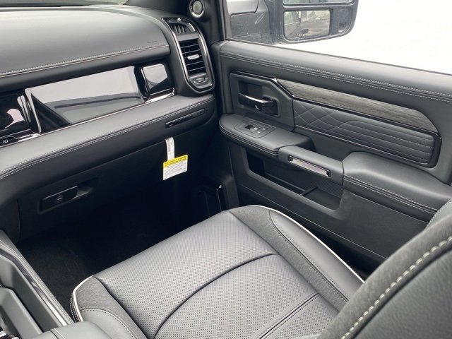 New 2026 RAM 2500 Limited image 37