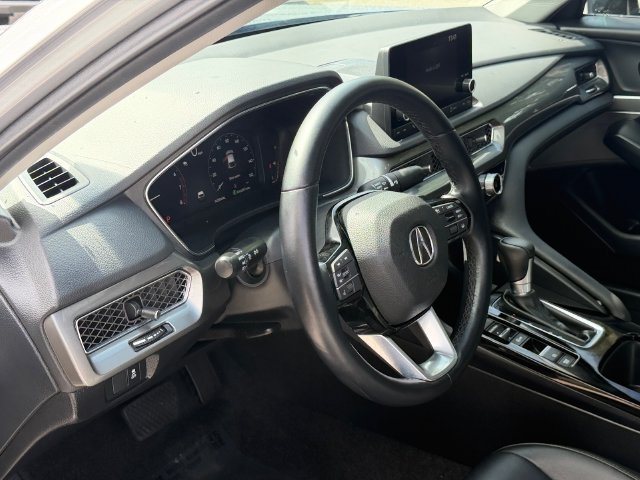 Used 2025 Acura Integra FWD image 13