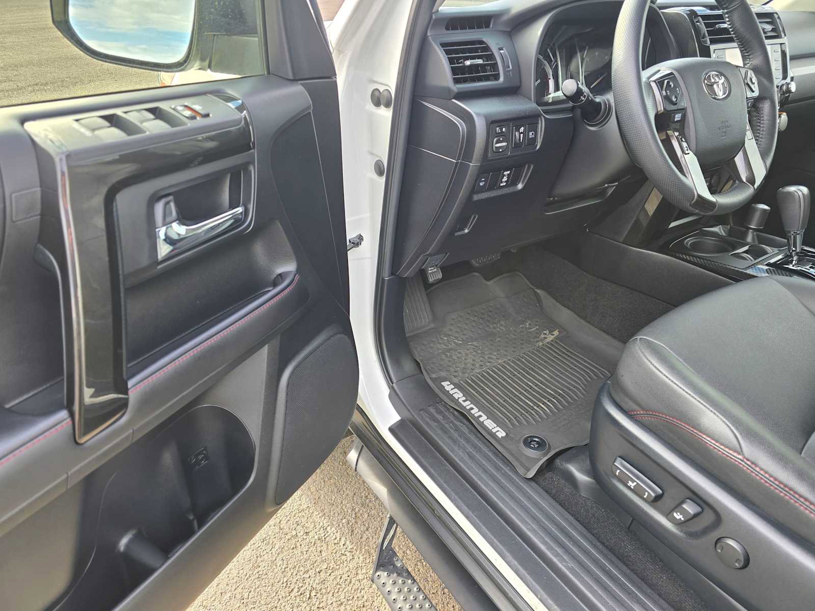 Certified 2020 Toyota 4Runner Venture image 20