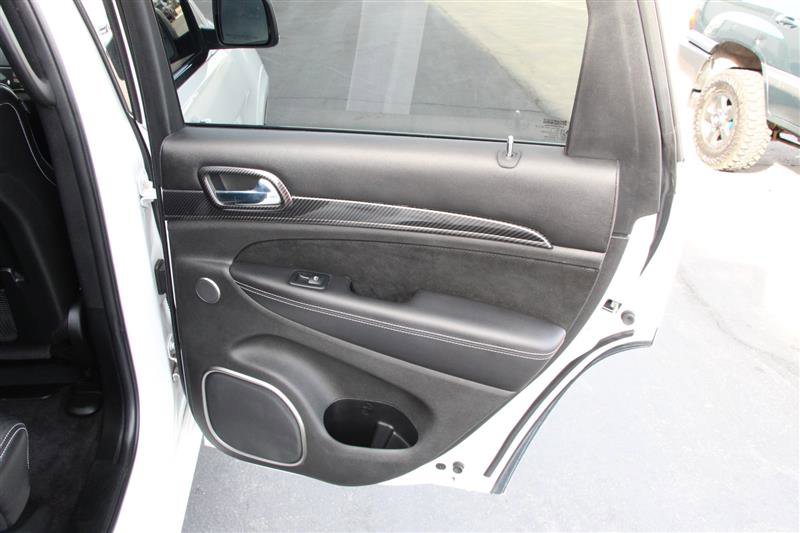 Used 2017 Jeep Grand Cherokee SRT image 16