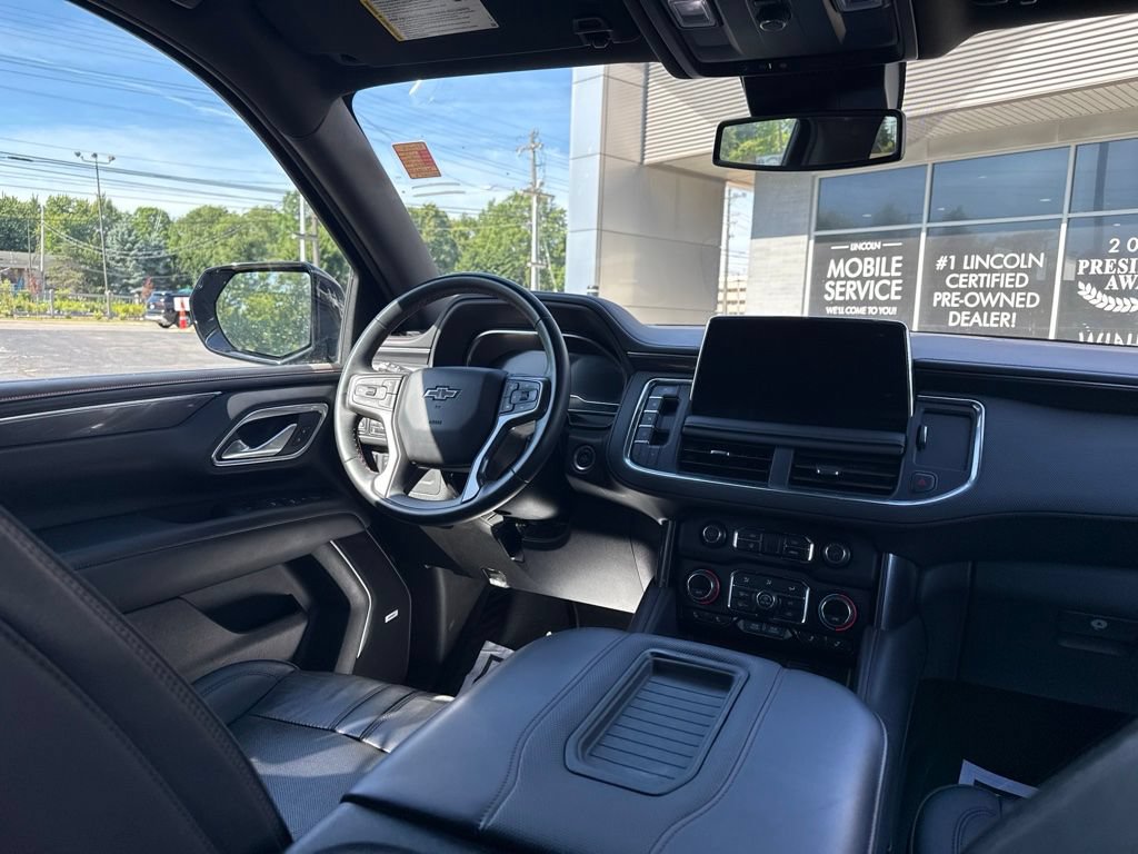Used 2024 Chevrolet Suburban RST RWD image 54