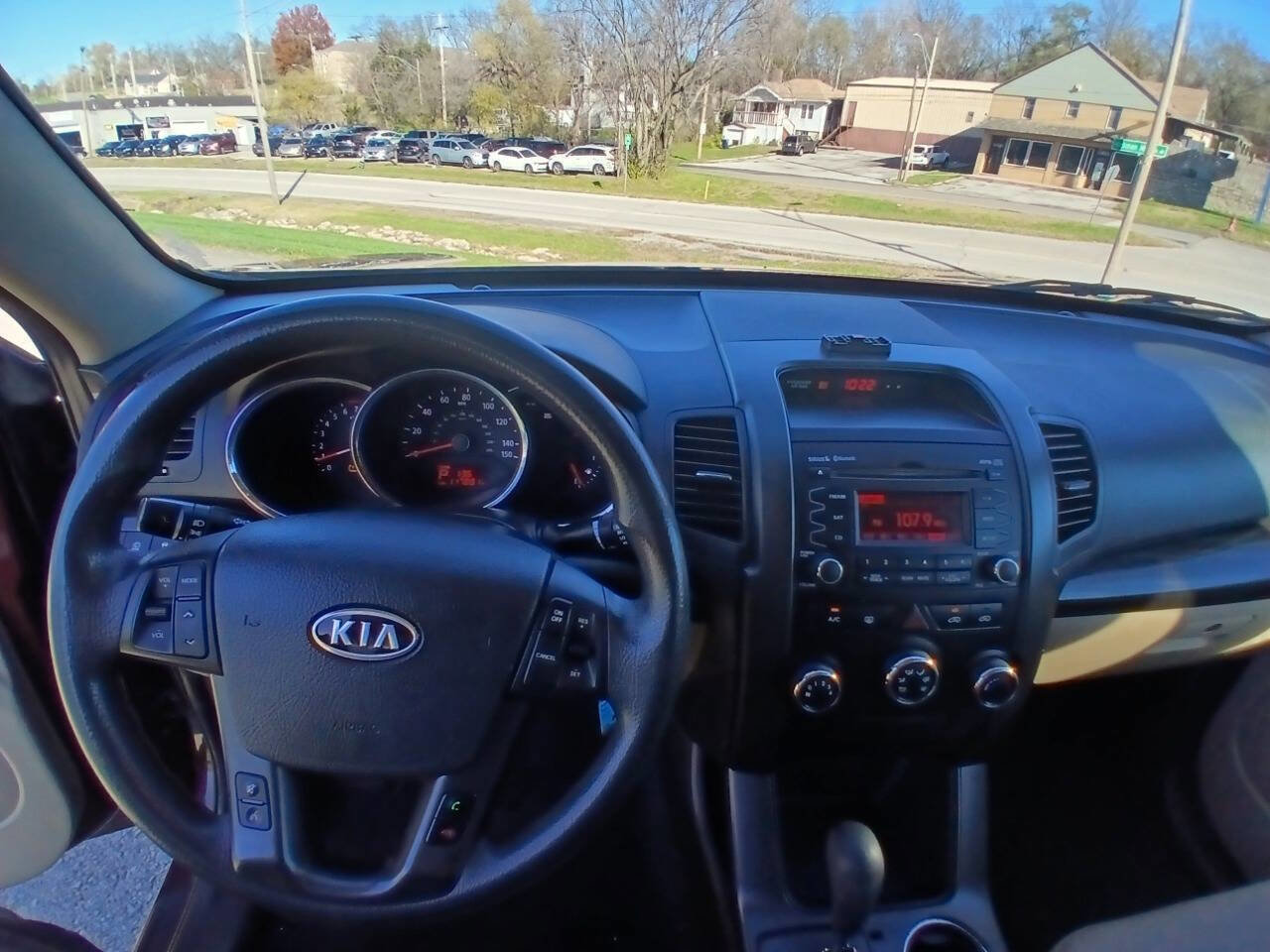 Used 2013 Kia Sorento LX w/ Third Row Pkg image 18